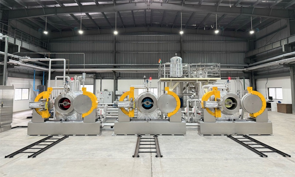 Dyeing / Processing Machines